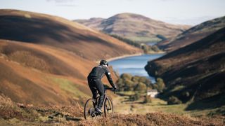 Riding the Specialized Diverge in the Pentland Hills, near Edinburgh