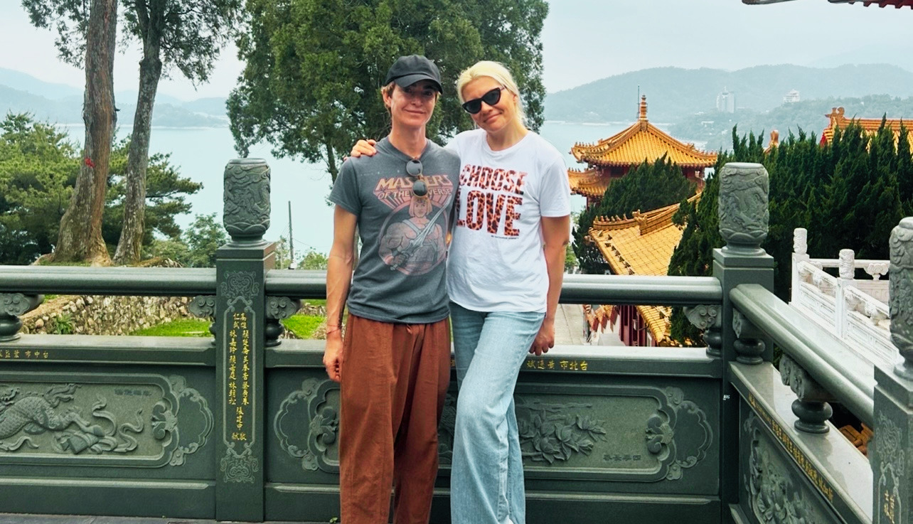 Jenny Haward (right) and a friend in Taiwan, a trip where she used newfound hacks to sleep on the plane journeys.