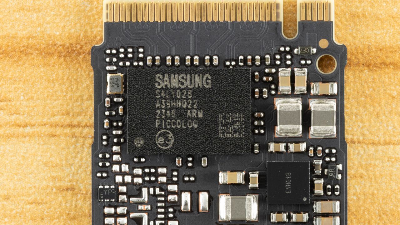 Samsung 990 2TB SSD
