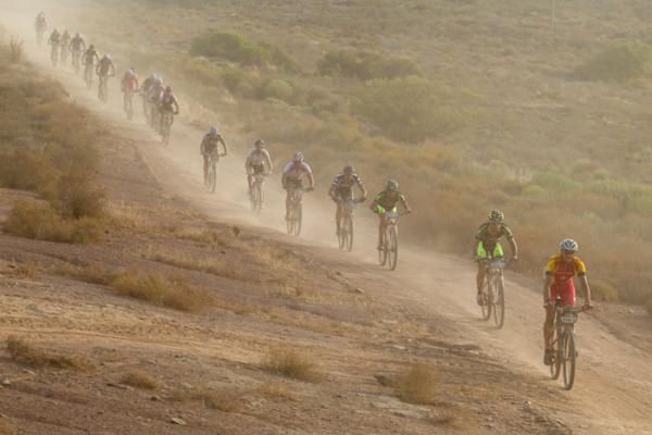 A line of riders during stage 2