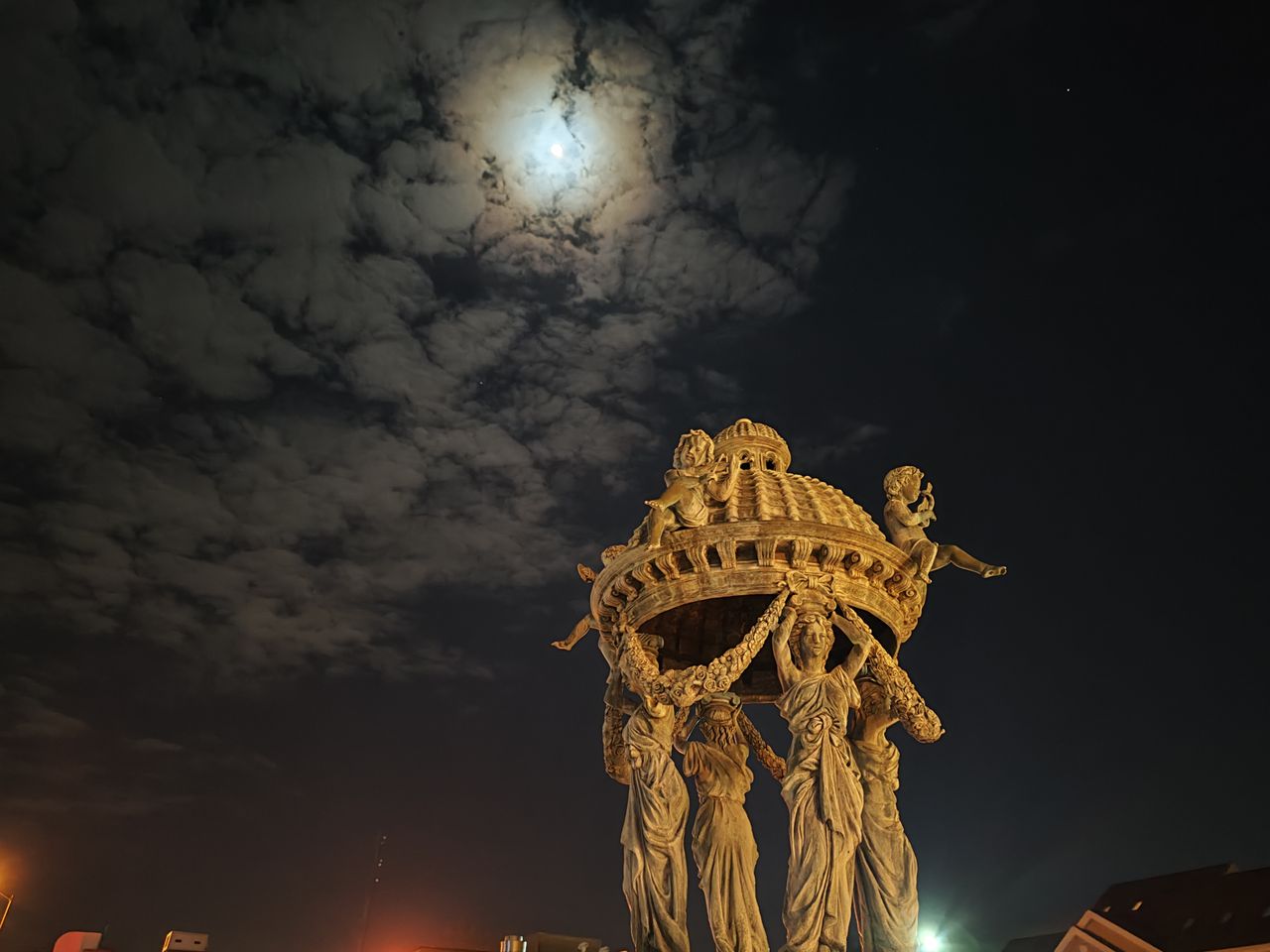 Xiaomi 12 Pro wide-angle photo samples