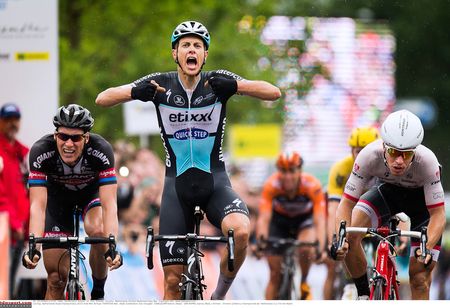 Niki Terpstra salutes his win at the Dutch championships.