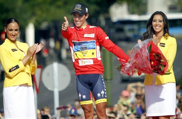 El Pistolero fires off a shot from the Vuelta podium