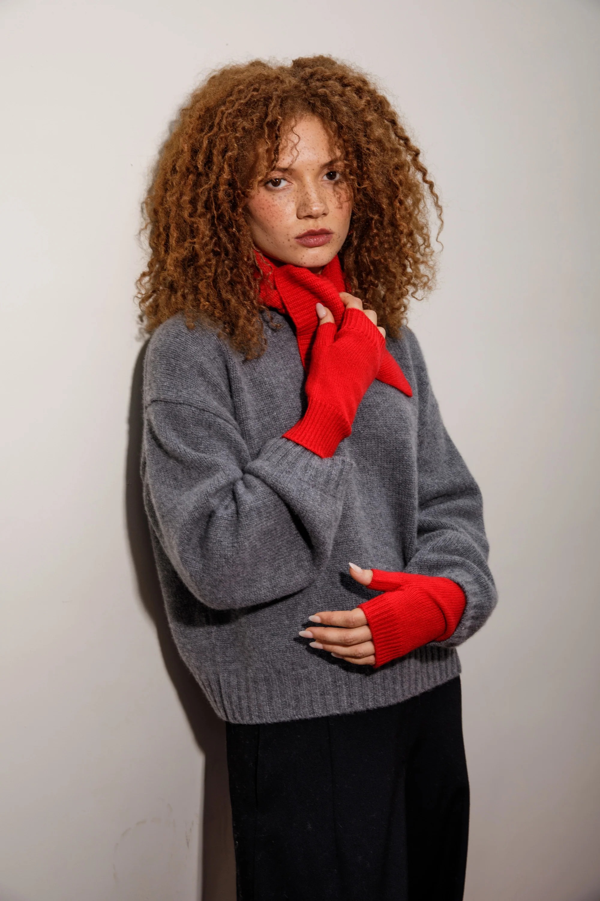 Kiltane, Knitted Cashmere Neck Tie - Red