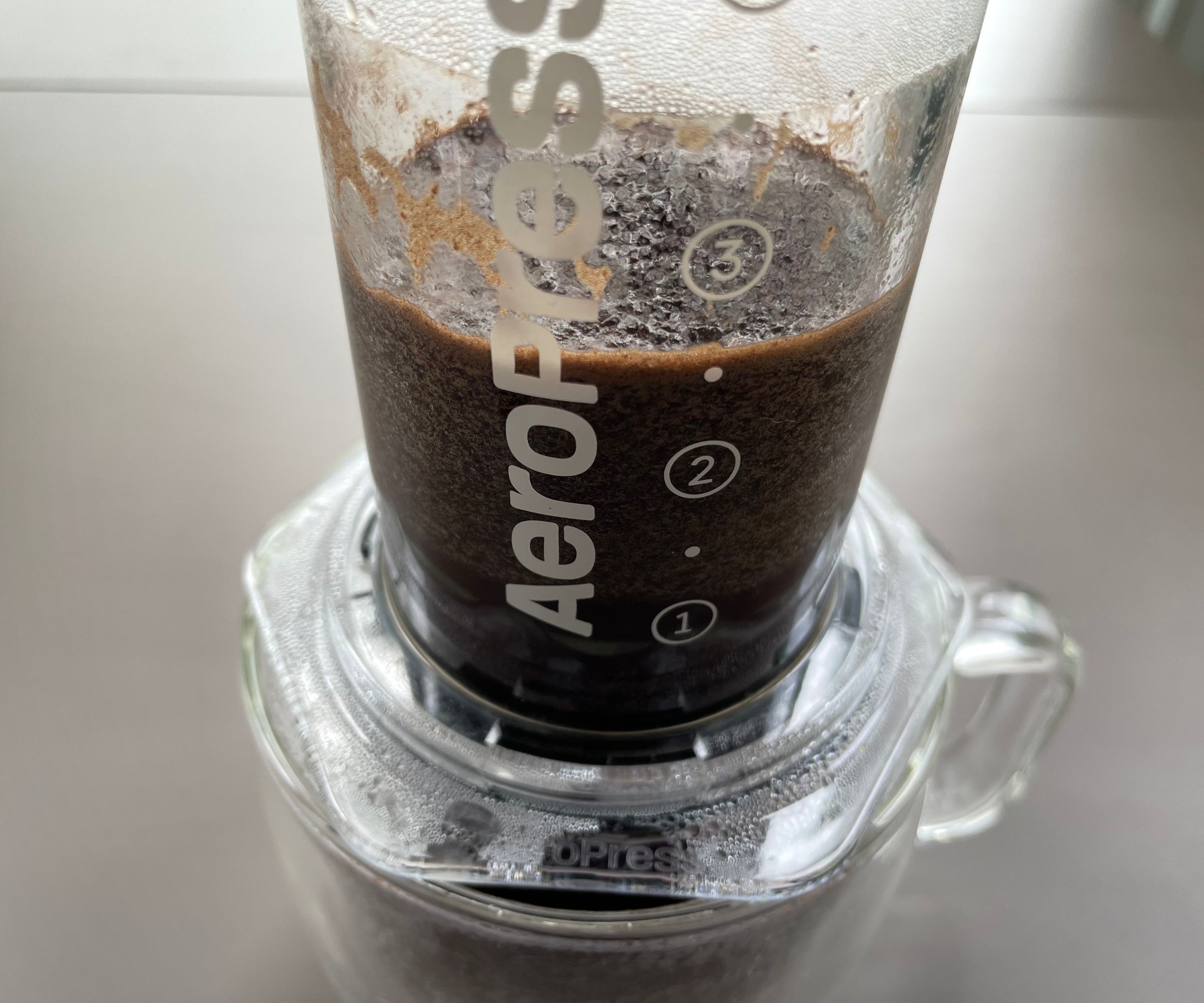 Using the Aeropress to make coffee following The Ultimate AeroPress Recipe
