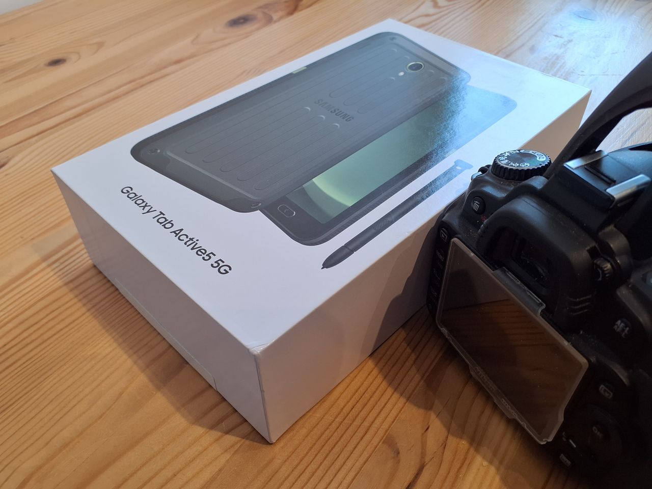 Example images from Samsung Galaxy Tab Active5