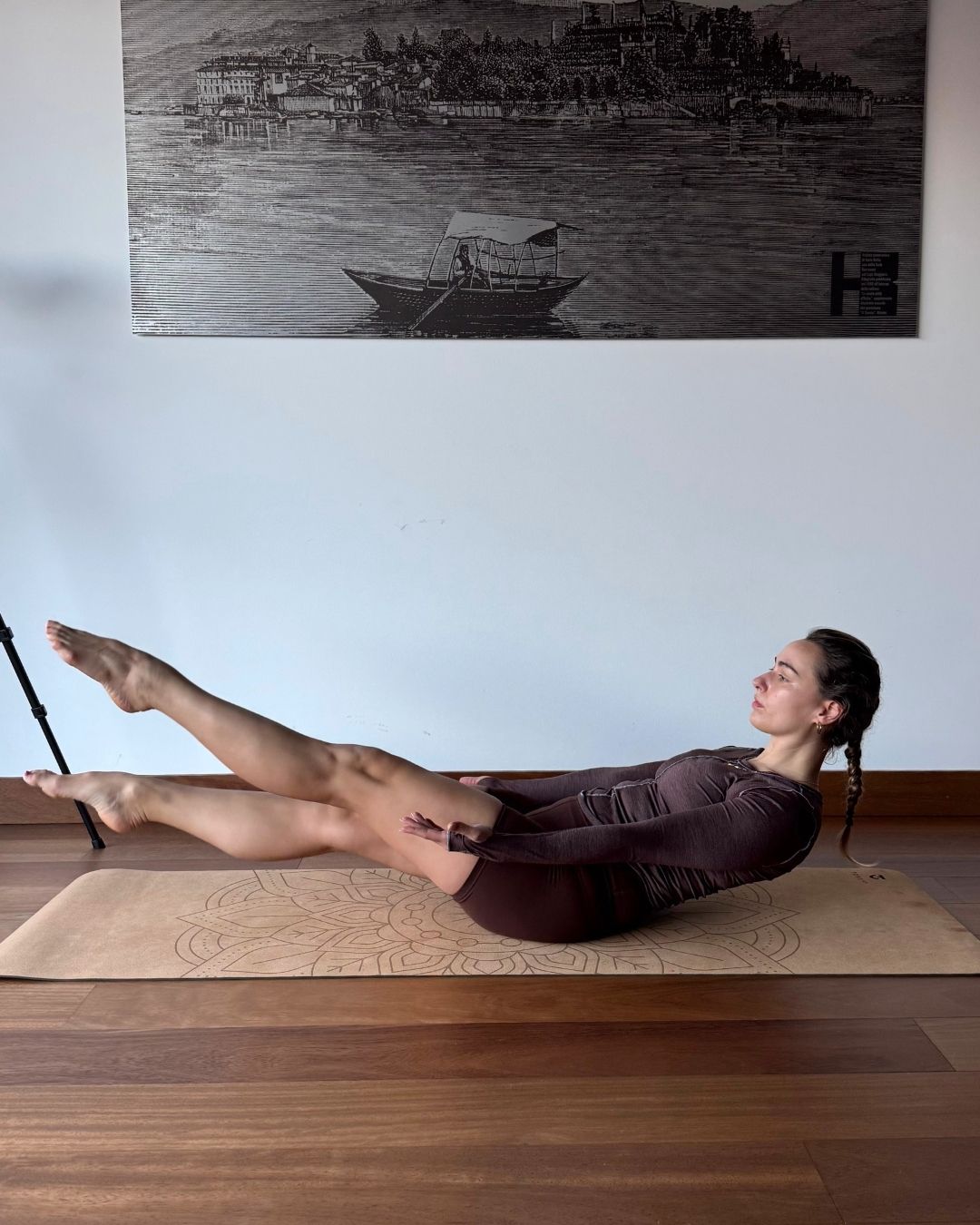 Georgia Brown performing a flutter kick