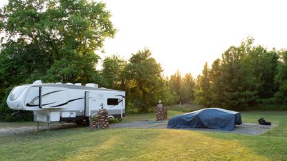 Wait. You Can Park Your Traveling RV for Free? Yes, Boondocker