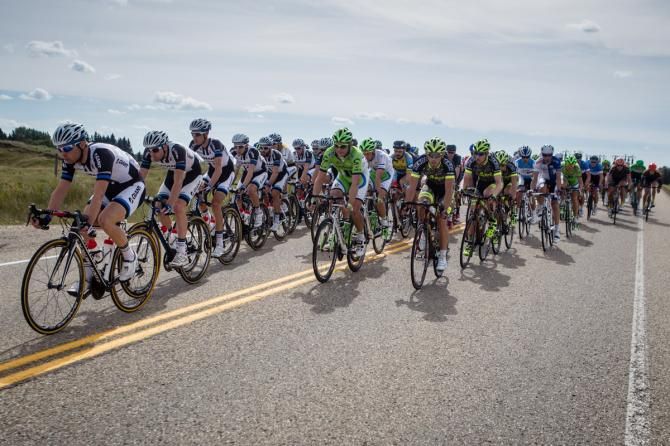 Teams begin to come to the front when the winds hit
