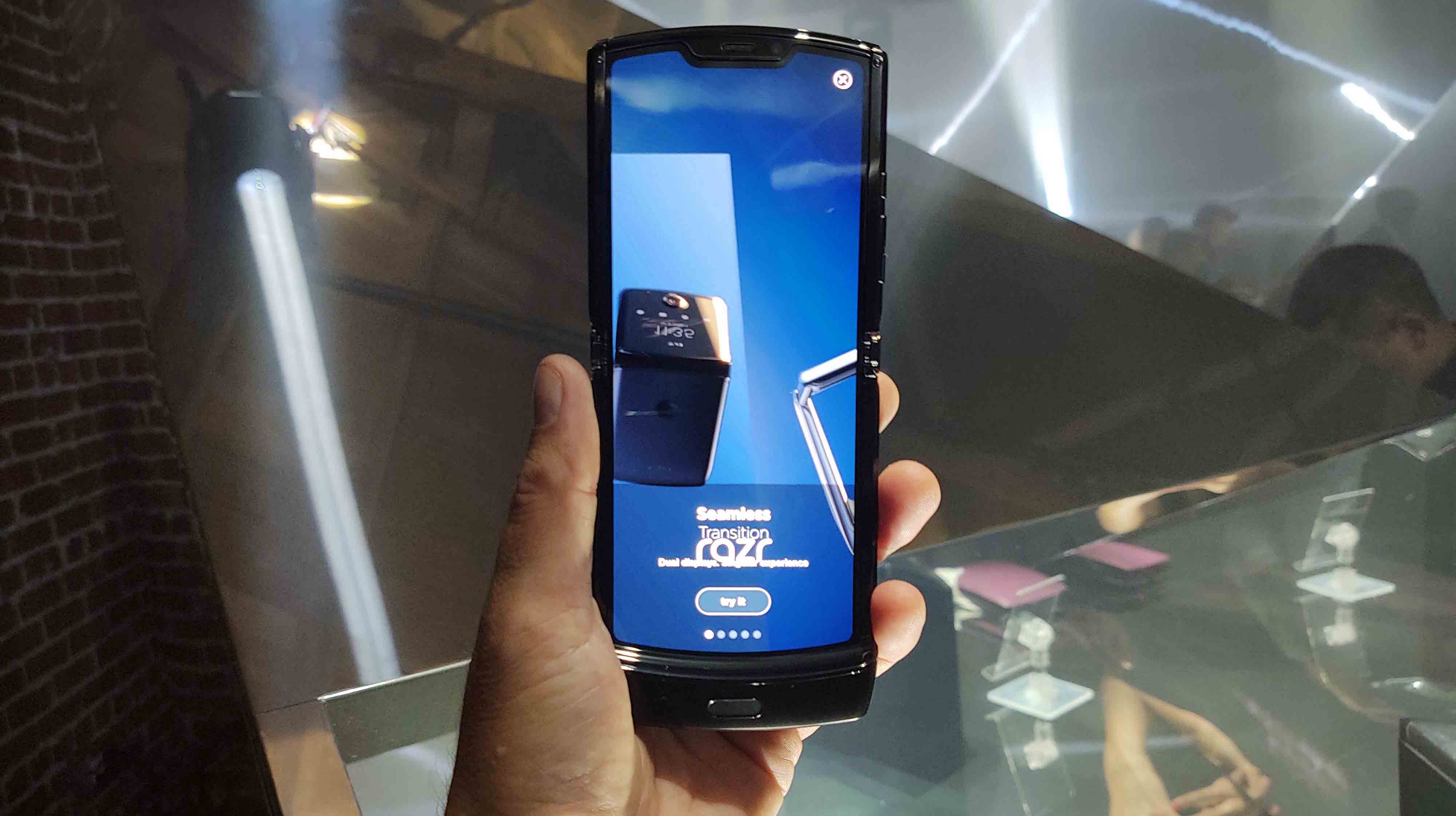 Hands on: Motorola Razr review: a foldable phone you will want to buy