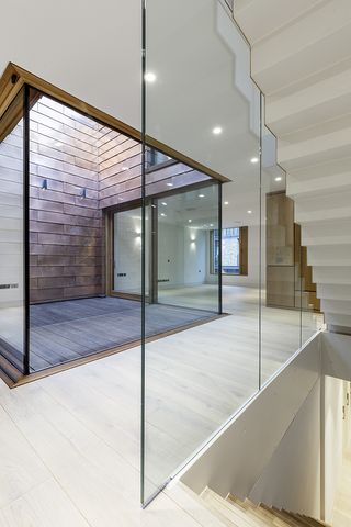Livingroom with wooden flooring