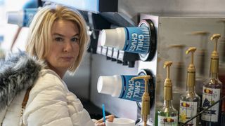 Renée Zellweger as Pam Hupp, at a soda machine, in The Thing About Pam