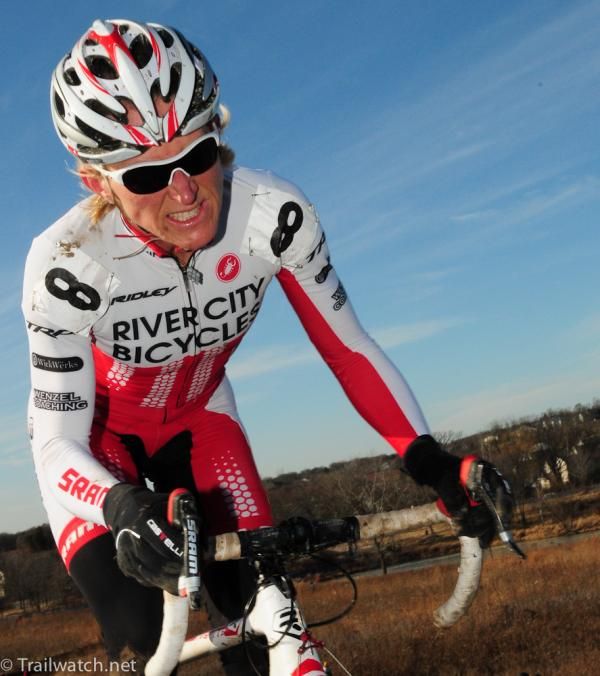Sue Butler (River City Bicycles) late in the race