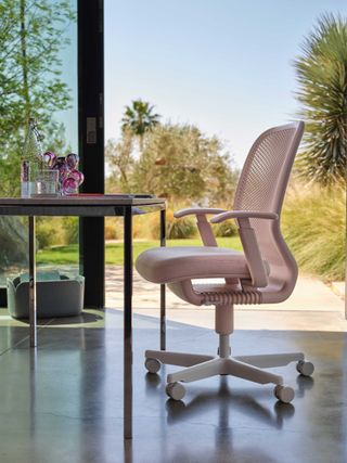 Home office chair by Marc Newson for Knoll