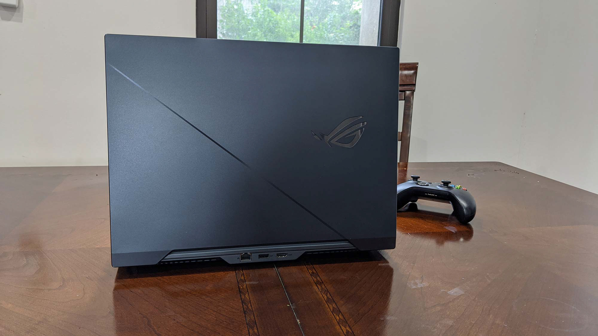 Asus rog zephyrus duo 15