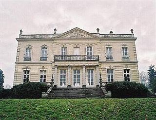 40-bedroom Chateau near Versailles