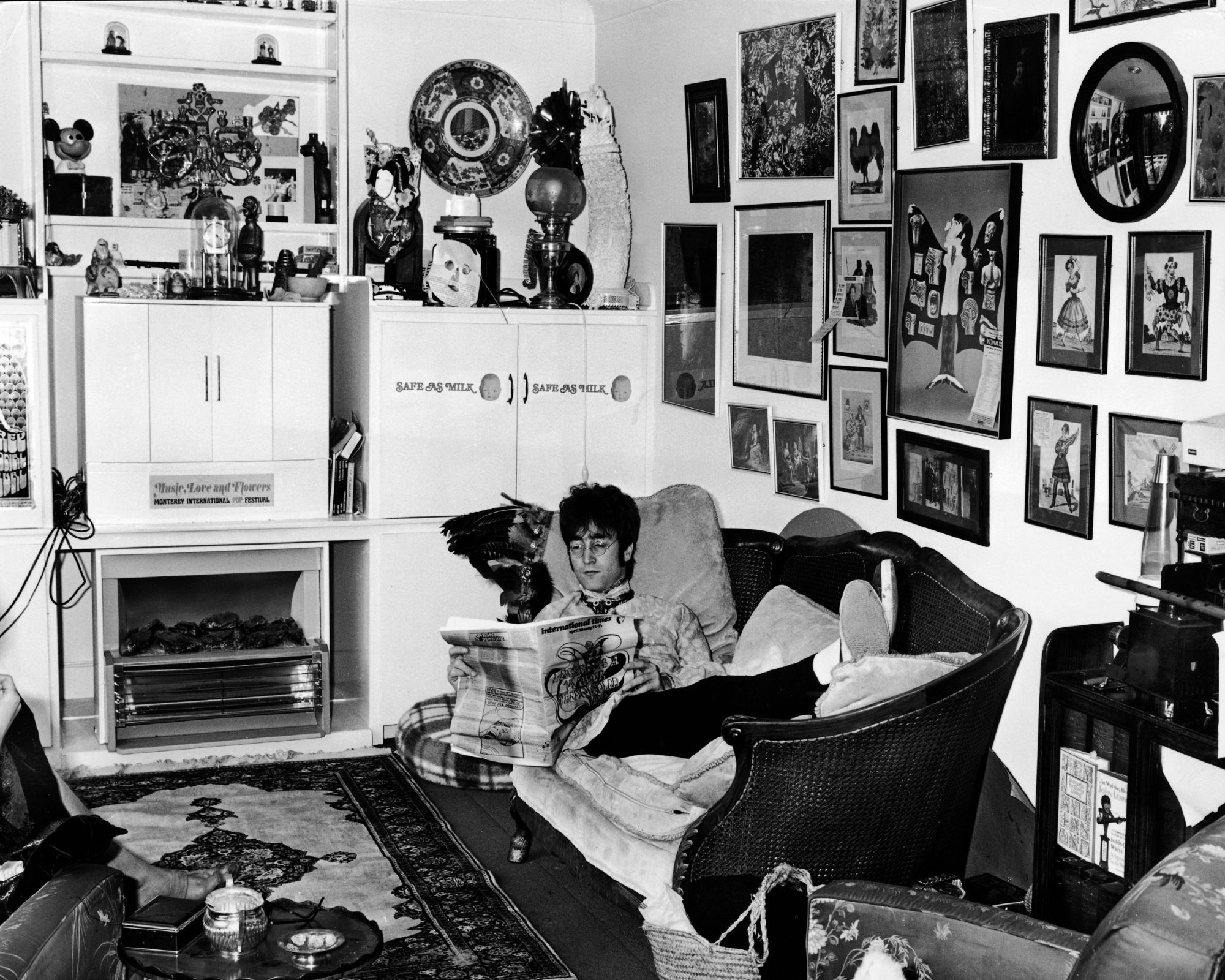 john lennon in his '60s living room