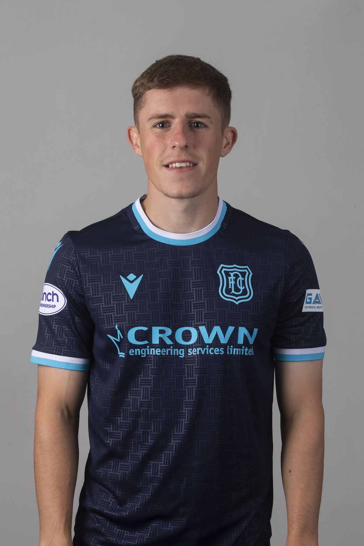 Luke McCowan misses out as Dundee host Hibernian in Scottish ...