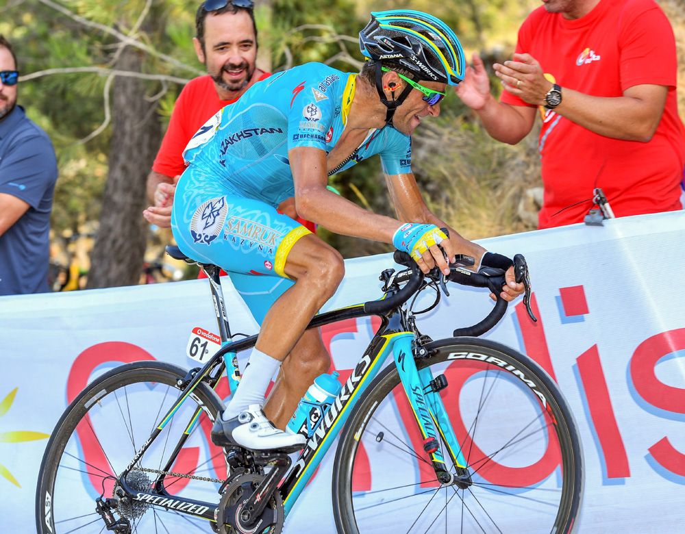 Michele Scarponi in action at the 2016 Vuelta a Espana