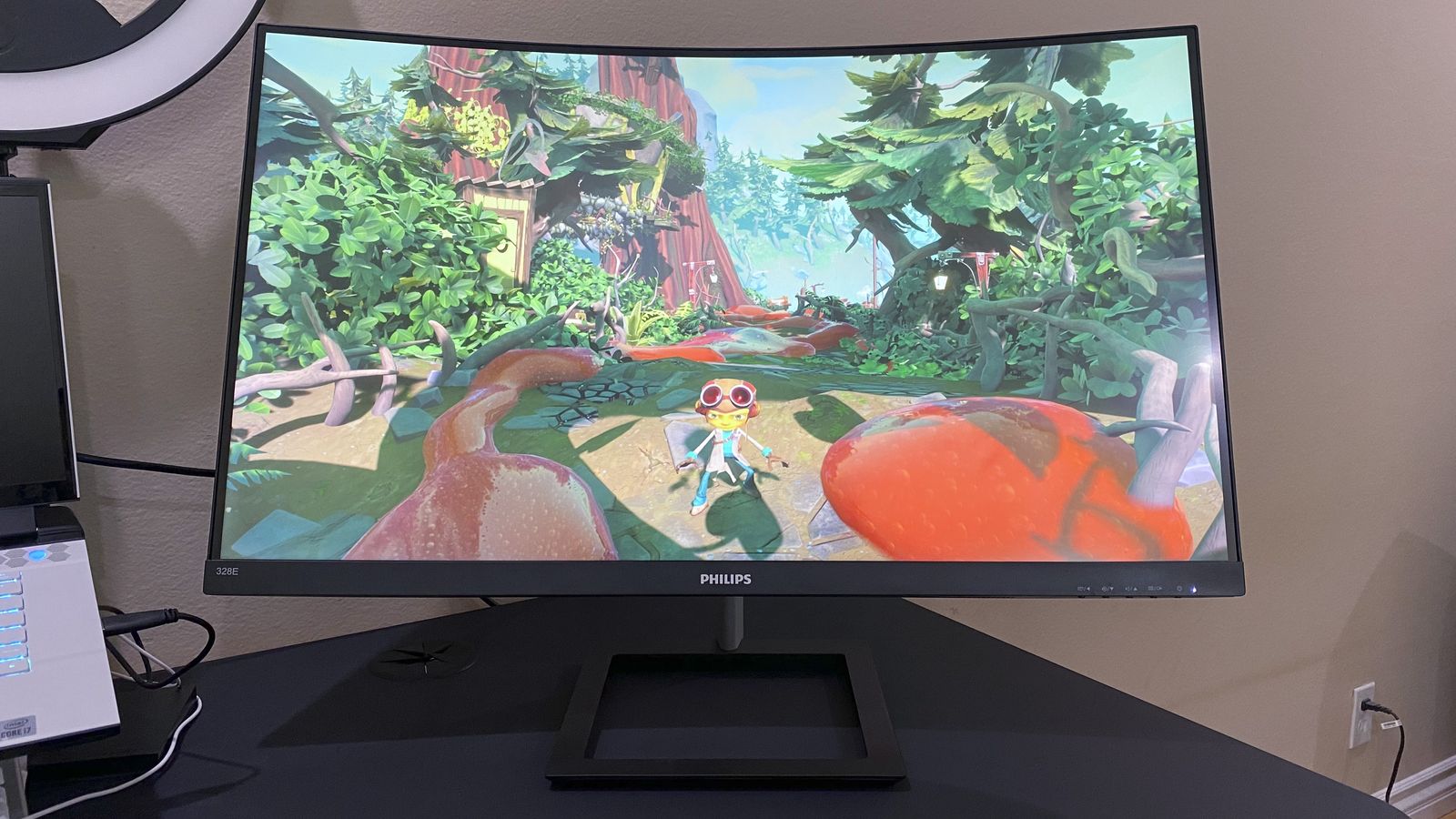 Philips 328E1CA Curved Monitor review 4K goodness without the 4K price