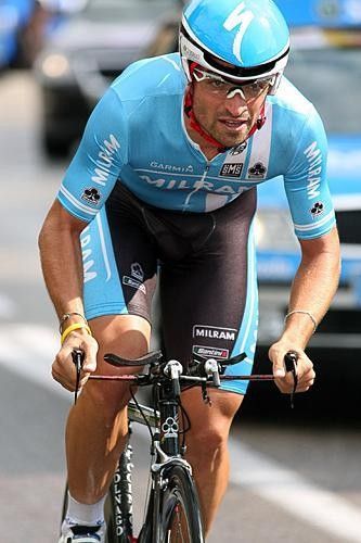 Elia Rigotto (Team Milram) lost 24 seconds on the 4.4 kilometre stage.