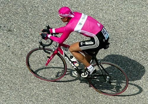 Jan Ullrich (T-Mobile) in the aero position