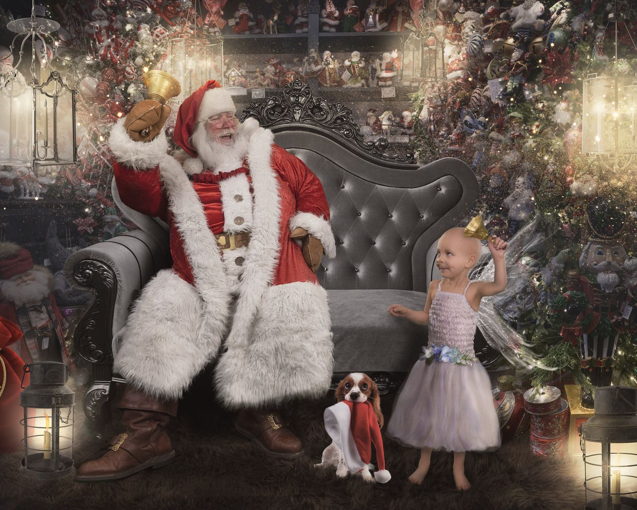 Santa Photoshoots with sick children in hospital