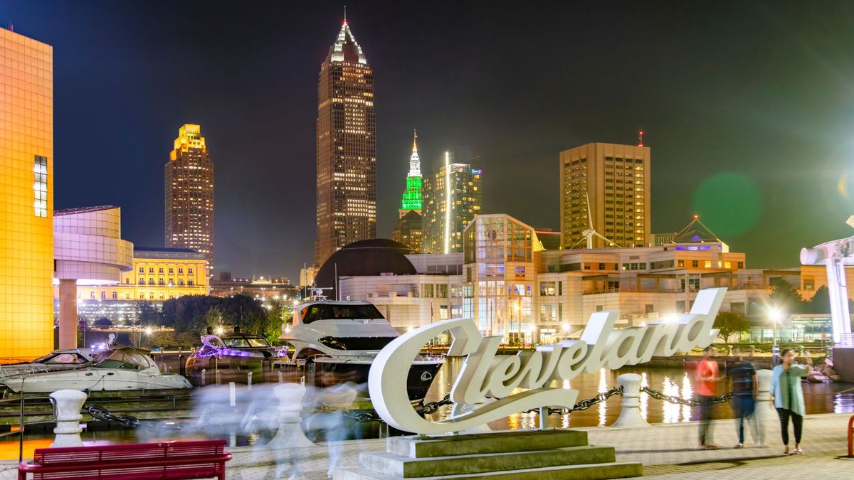 Cleveland travel guide: a typical American city full of action