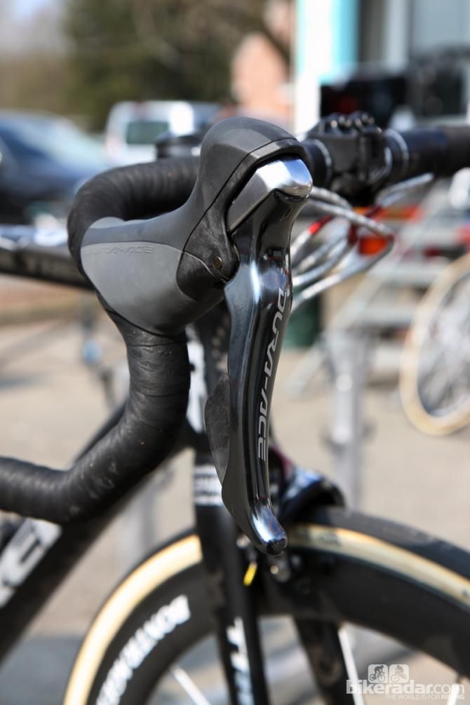 Fabian Cancellara (Radioshack-Nissan-Leopard-Trek) has long preferred mechanical drivetrains over electronic ones for the cobbled classics.