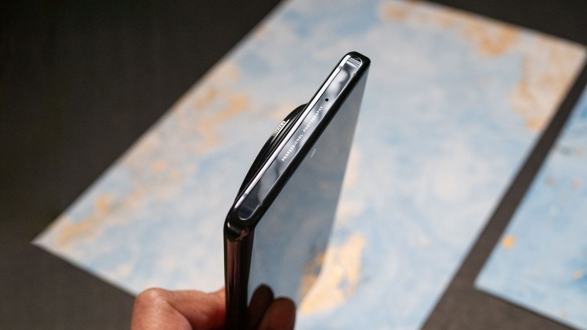 Profile view of Vivo X100 Pro