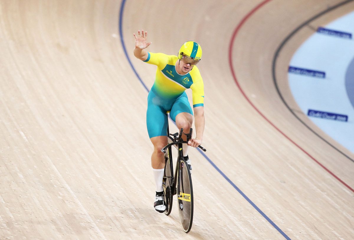 Matt Glaetzer (Australia) waves to the crowd