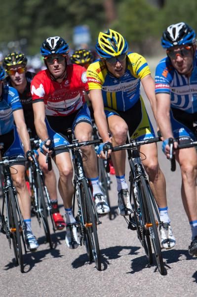 Rory Sutherland (UnitedHealthcare) staying protected by his team.