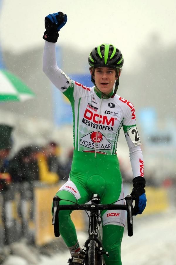 Daan Soete (Dcm-Gb Vorselaar Cycling Team Vzw) takes victory in Oostmalle