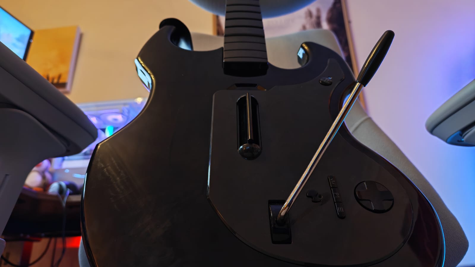 The body of the PDP Riffmaster from below