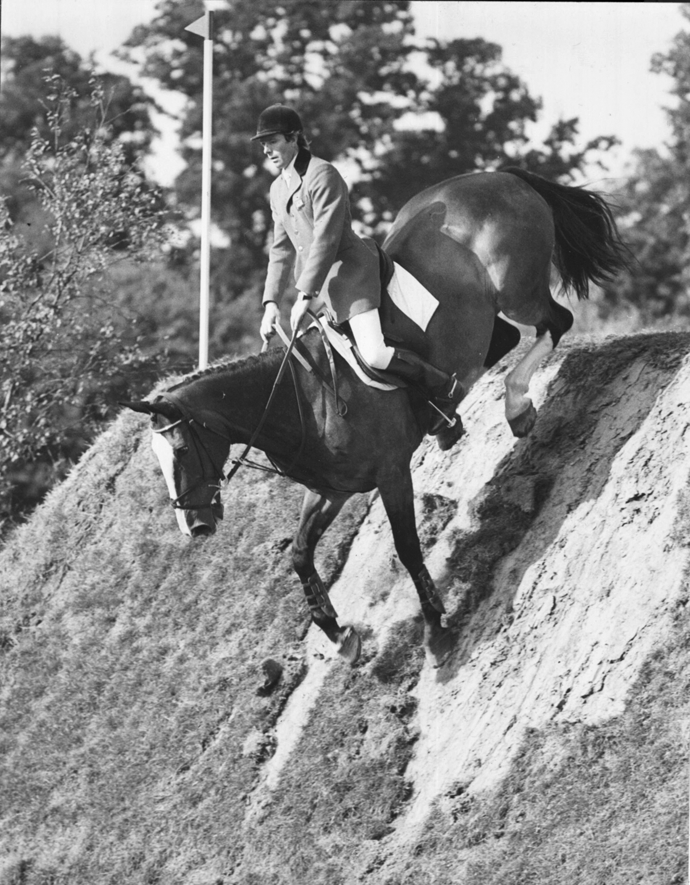 John Whitaker on Ryan's Son in the Hickstead Derby.