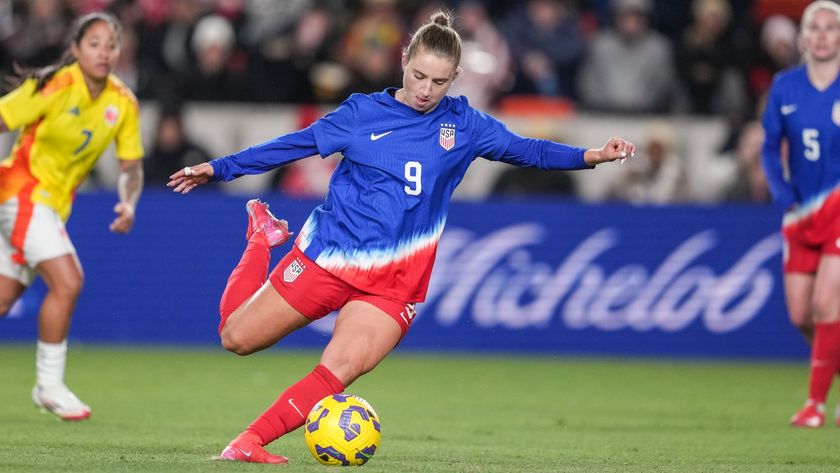 Ally Sentnor #9 of the United States strikes the ball during the second half against Colombia during a SheBelieves Cup match at Shell Energy Stadium on February 20, 2025 in Houston, Texas.