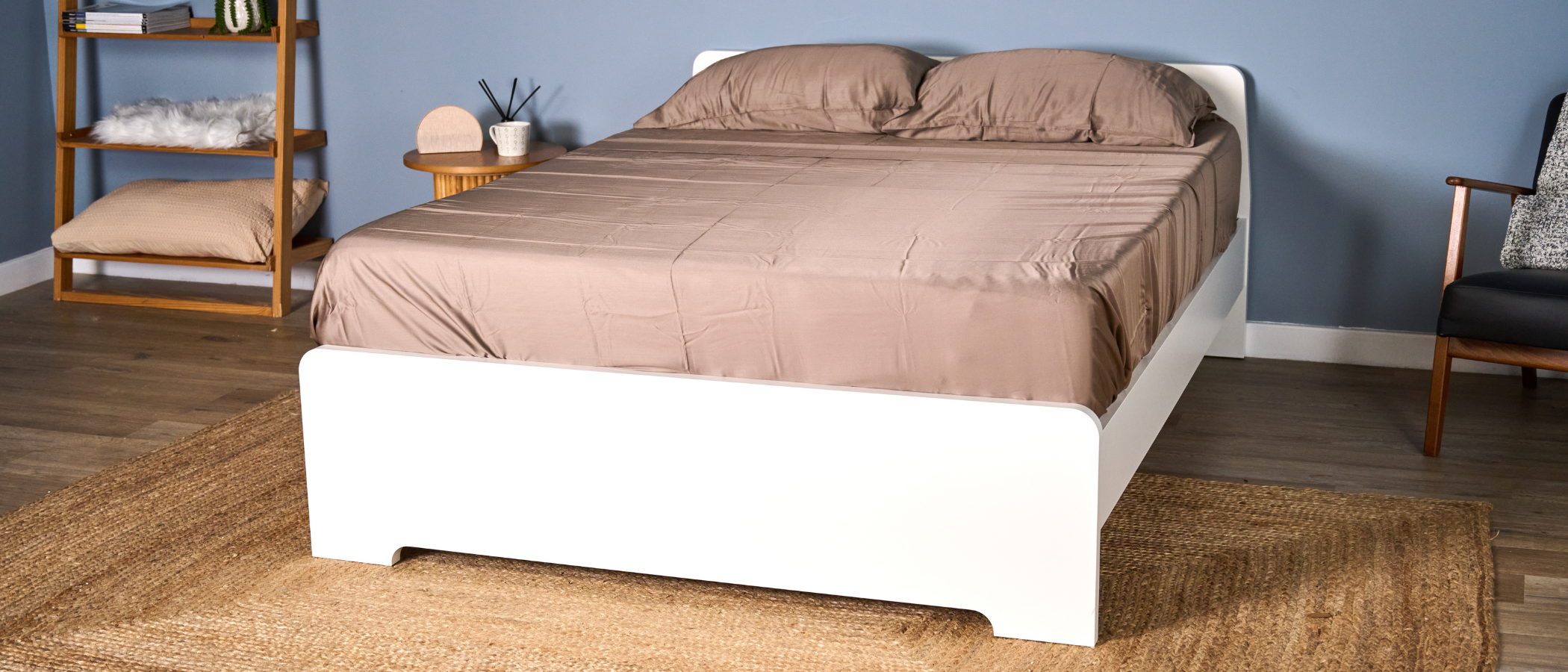 Cozy Earth bamboo sheet set on the bed in TG sleep studio