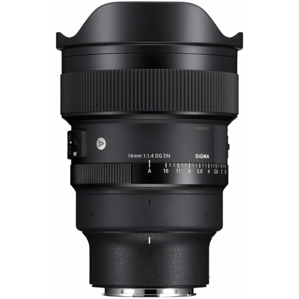 Sigma Art 14mm f/1.4 DG DN on a white background