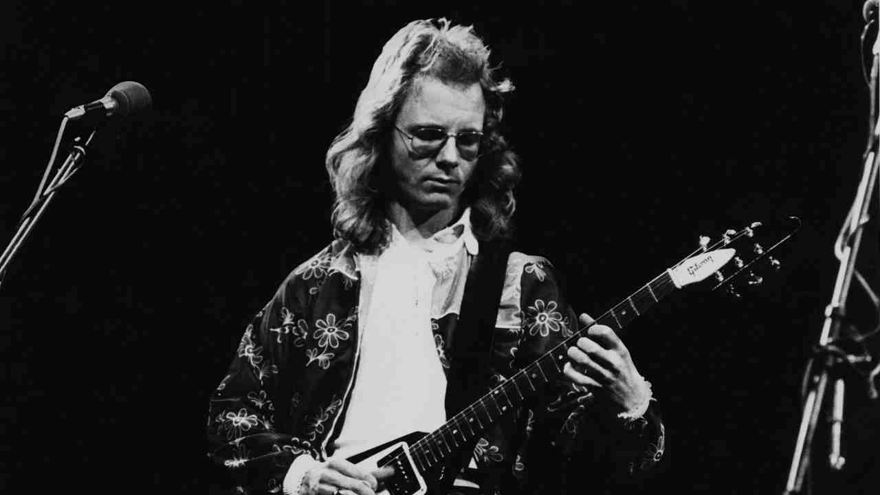 Wishbone Ash&amp;rsquo;s Andy Powell performing live in the 1970s