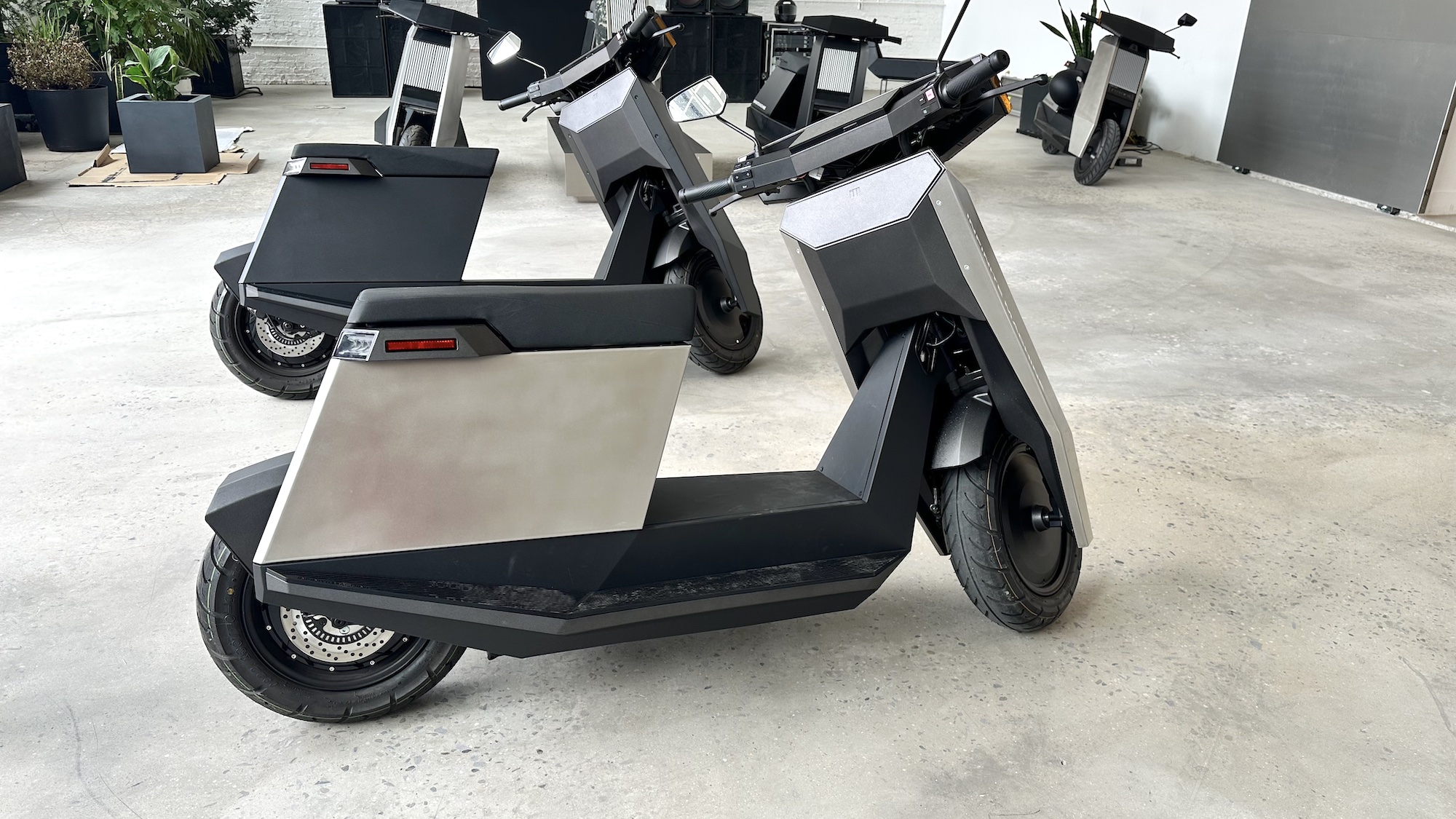 Infinite Machine P1 side view