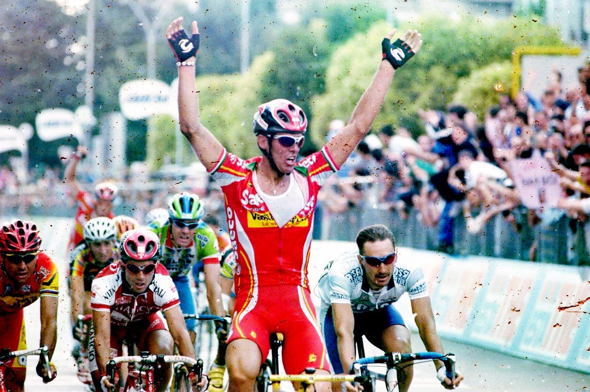 Stage 4 of the 2000 Giro, and Cipollini forgets to zip up his jersey for the finish line shot