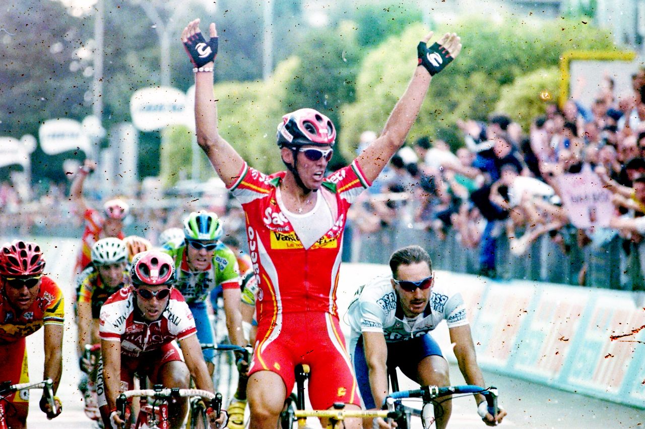 Stage 4 of the 2000 Giro, and Cipollini forgets to zip up his jersey for the finish line shot