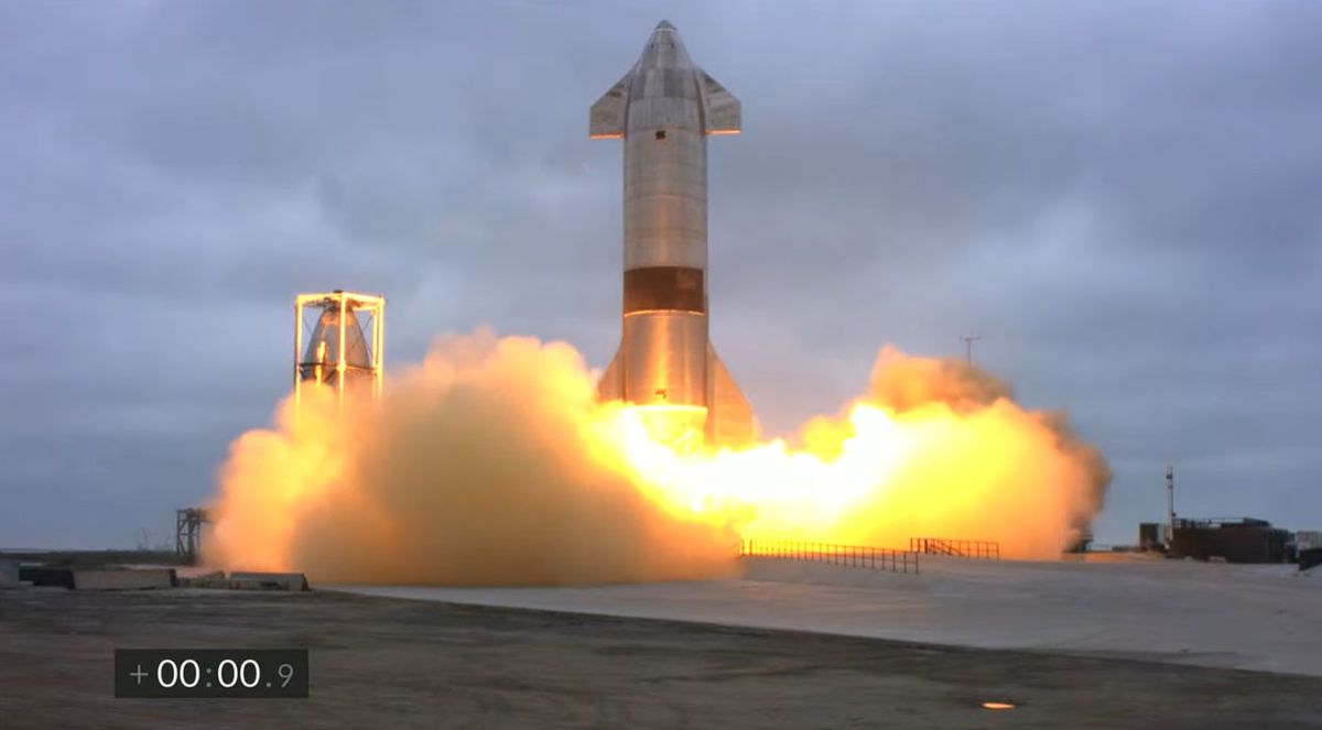 SpaceX&#039;s Starship SN15 rocket prototype launches on a 10-kilometer test flight from SpaceX&#039;s Starbase test site near Boca Chica Village in South Texas on May 5, 2021.