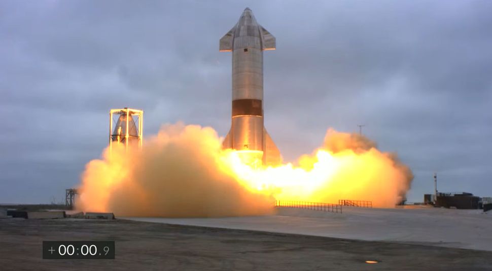 SpaceX launches Starship SN15 rocket and sticks the landing in high-altitude test flight