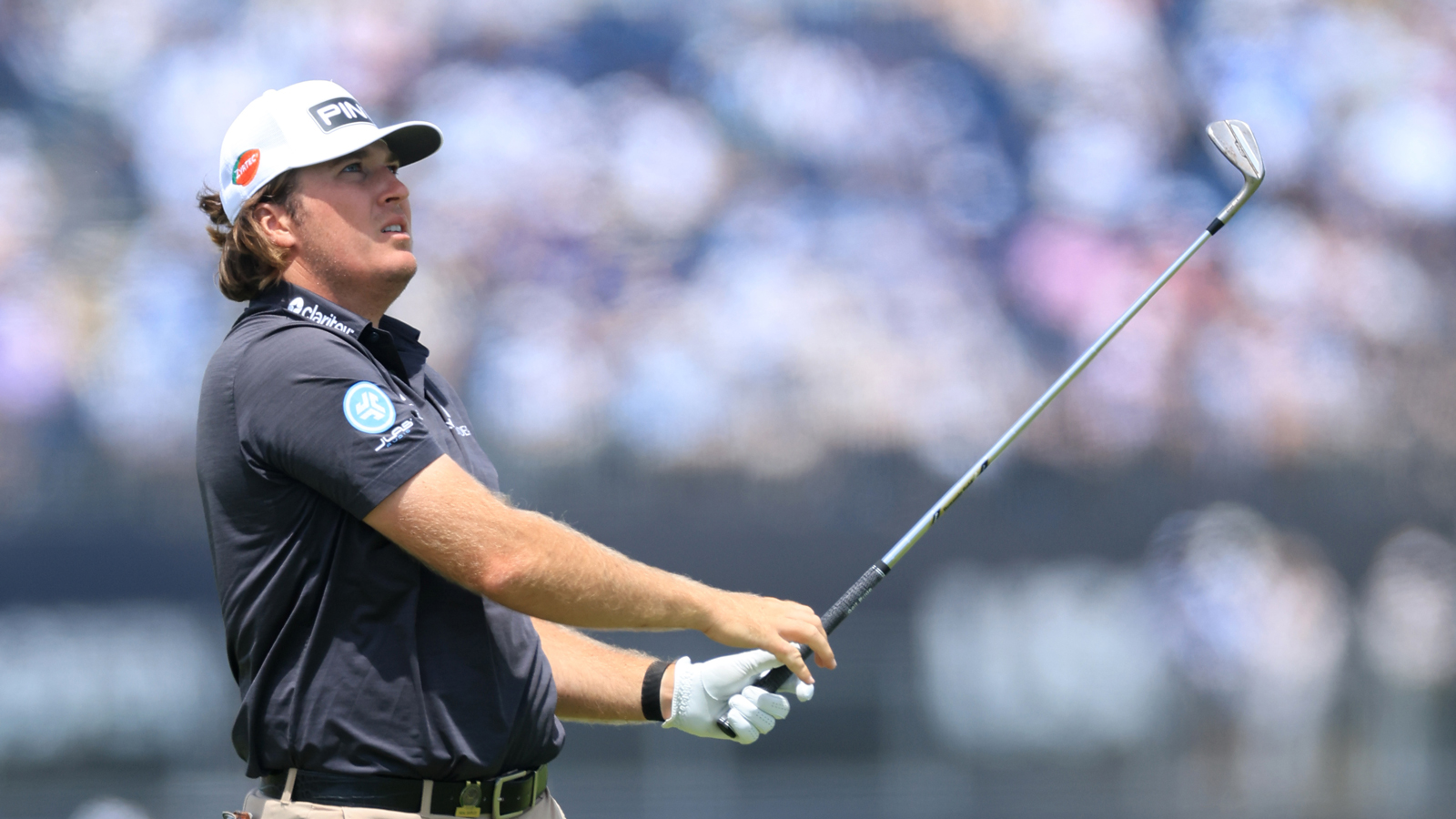 Neal Shipley hits a wedge shot