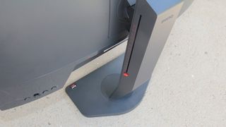 Benq Zowie XL2566K stand and controls