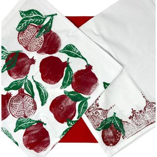 OliviaGoesGlobal Tea Towels with pomegranates