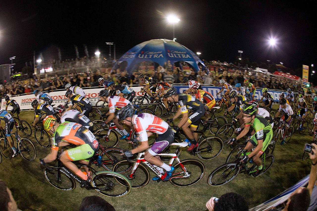 The elite men's field at the 2016 edition of CrossVegas.
