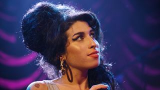UNITED KINGDOM - MAY 28: SHEPHERD'S BUSH EMPIRE Photo of Amy WINEHOUSE, Amy Winehouse performing on stage (Photo by Chris Christoforou/Redferns)