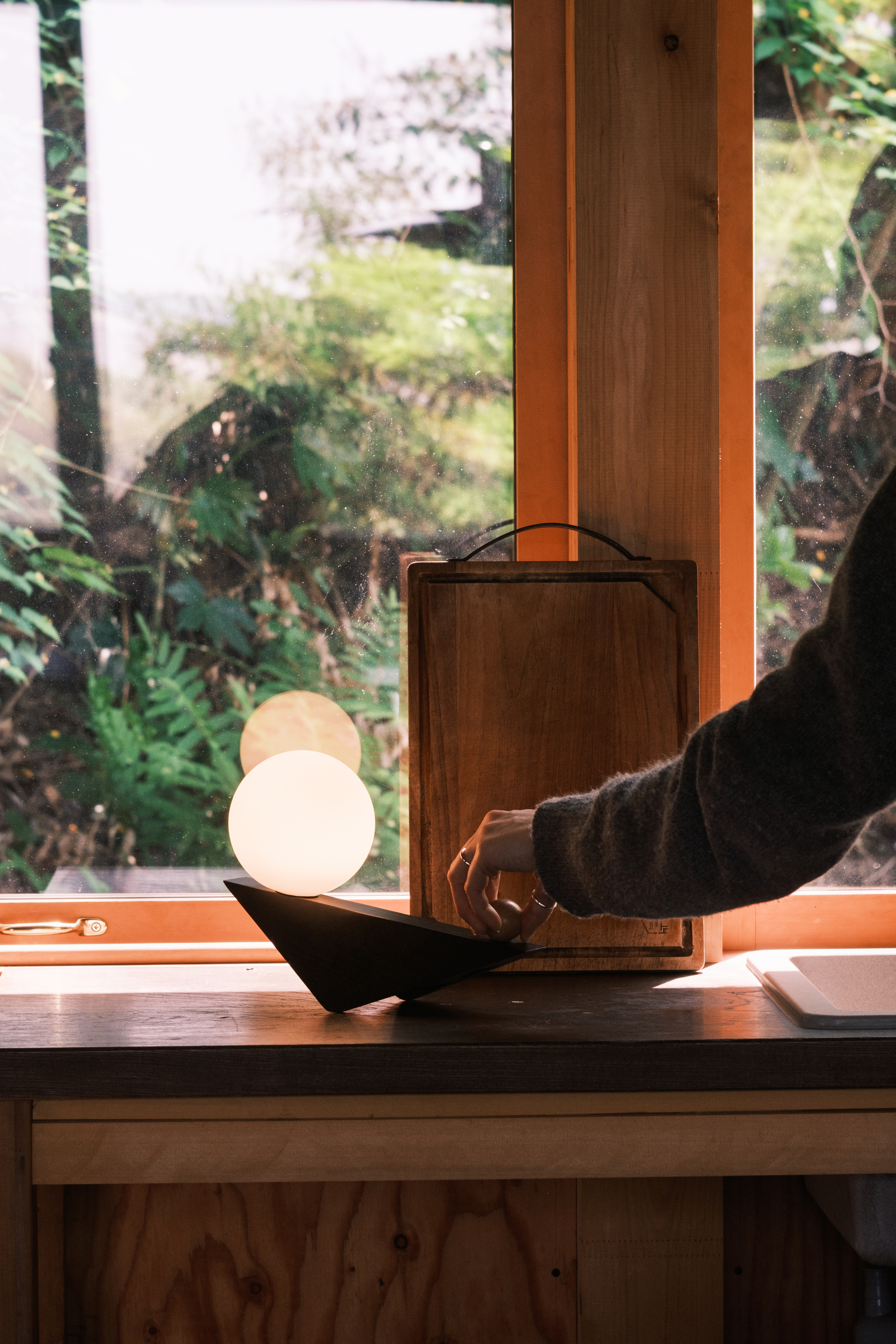Ed Heritage Tilt LED Portable Table Lamp